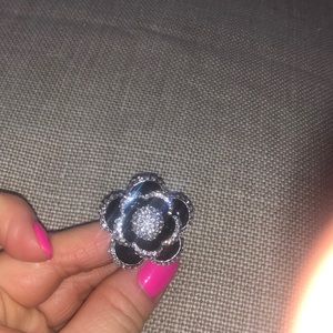 Cookie Lee flower ring